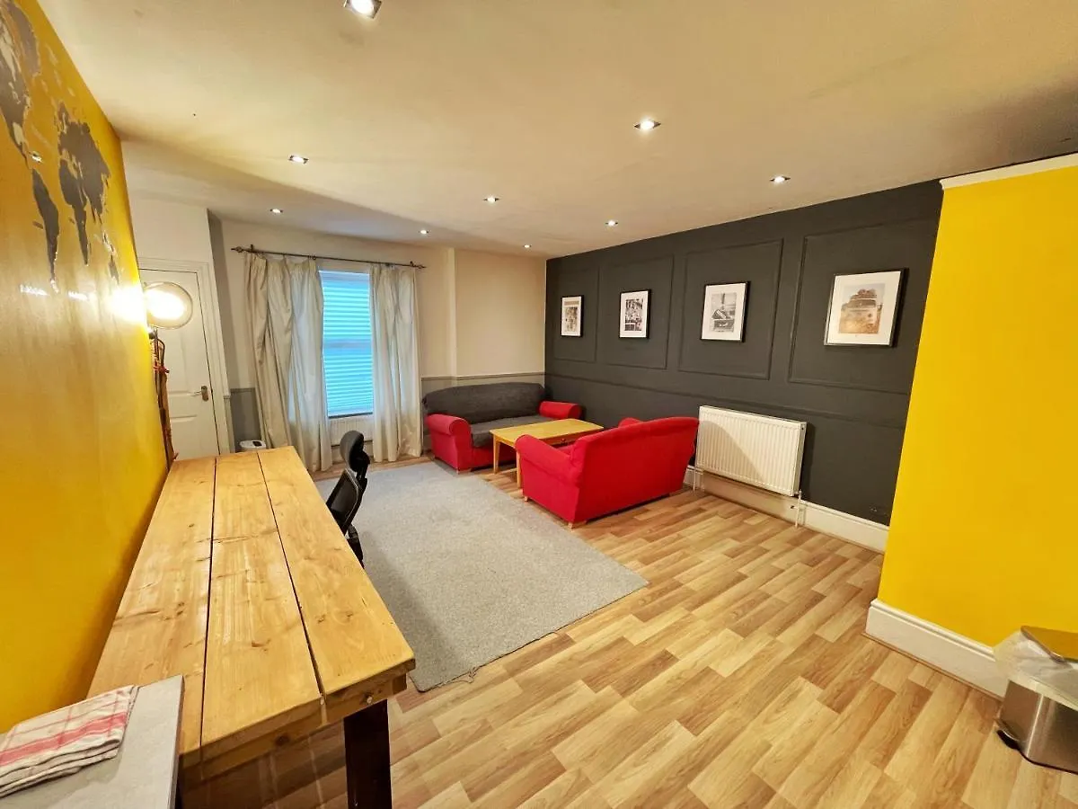 Adeamstays Provides Beautiful Centrally Located 1 And 2 Bed Apartments On Liverpools Boulevard 0*, Liverpool United Kingdom