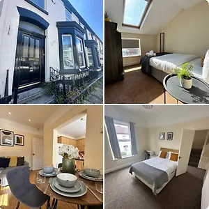 Modern 5 Bedroom House Near Lark Lane Liverpool